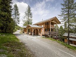 Wooden Chalet With Infrared Sauna