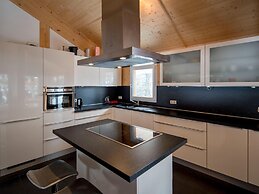 Lovely Chalet With Sauna