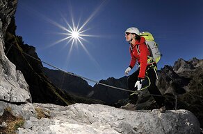 Lavish Apartment With Infrared Sauna