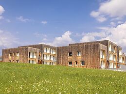 Apartment Near Ski Slope