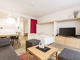 Apartment Near Ski Slope