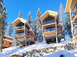 Inviting Chalet With Indoor Sauna