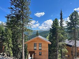 Inviting Chalet With Indoor Sauna