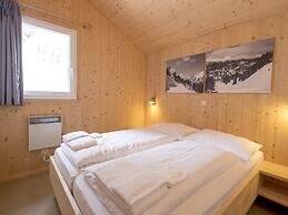 Charming Chalet With Indoor hot tub