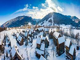 Nice Chalet Near Ski-lift