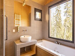 Amazing Chalet With Private Sauna