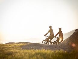 Amazing Chalet With Private Sauna