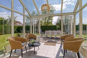 Spacious Holiday Home With Garden