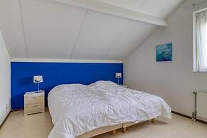 Spacious Holiday Home With Garden