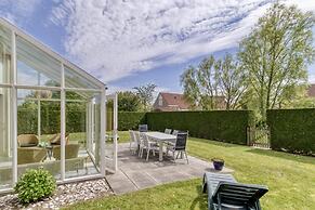 Spacious Holiday Home With Garden