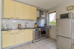 Spacious Holiday Home With Garden