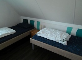 Lovely Bungalow With Garden