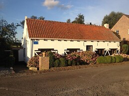 Attractive Bungalow With Garden