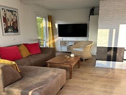 Amazing Holiday Home With Garden