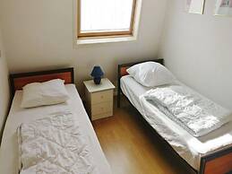 Amazing Holiday Home With Garden