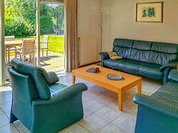 Pleasant Holiday Home With Garden