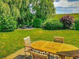 Pleasant Holiday Home With Garden