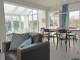 Majestic Holiday Home Near Beach