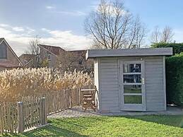 Majestic Holiday Home Near Beach
