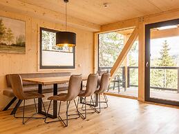 Appealing Chalet With Balcony