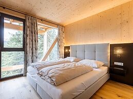 Appealing Chalet With Balcony