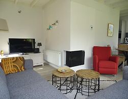 Amazing Holiday Home Near Beach