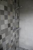 Nice Bungalow on the Water