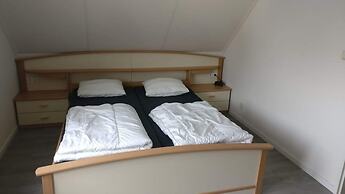 Lovely Bungalow With Garden