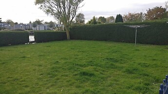 Lovely Bungalow With Garden