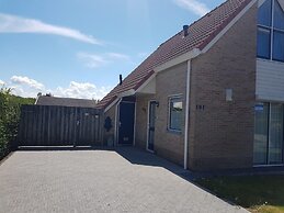 Lovely Bungalow With Garden