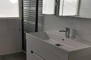 Lovely Bungalow With Garden