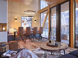 Lush Chalet With Private Sauna
