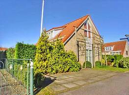 Pleasant Holiday Home With Garden