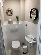 Pleasant Holiday Home With Garden