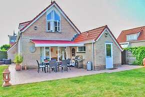 Pleasant Holiday Home With Garden