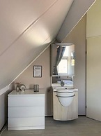 Pleasant Holiday Home With Garden