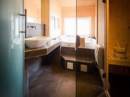 Lavish Chalet With Finnish Sauna