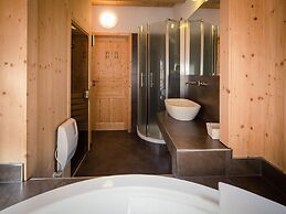 Lavish Chalet With Finnish Sauna