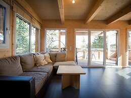 Modern Chalet With Sauna