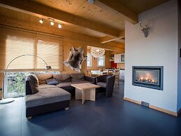 Modern Chalet With Sauna