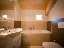 Modern Chalet With Sauna