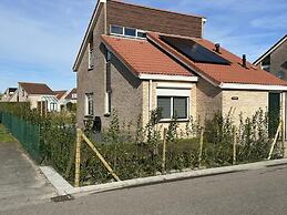 Nice Bungalow With Garden