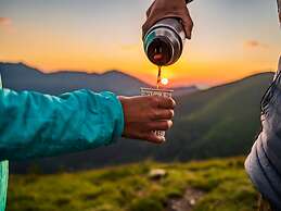 Superior Chalet With hot tub