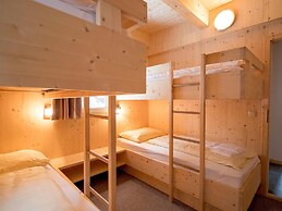 Spacious Chalet With Nice Balcony