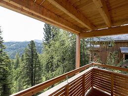 Spacious Chalet With Nice Balcony