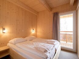 Spacious Chalet With Nice Balcony