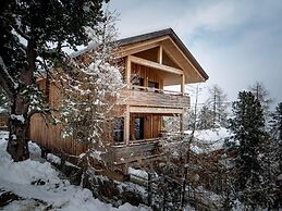 Spacious Chalet With Nice Balcony
