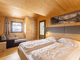Nice Chalet With Finnish Sauna
