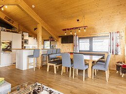 Nice Chalet With Finnish Sauna