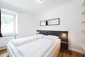 Mountain-view Styria Apartment